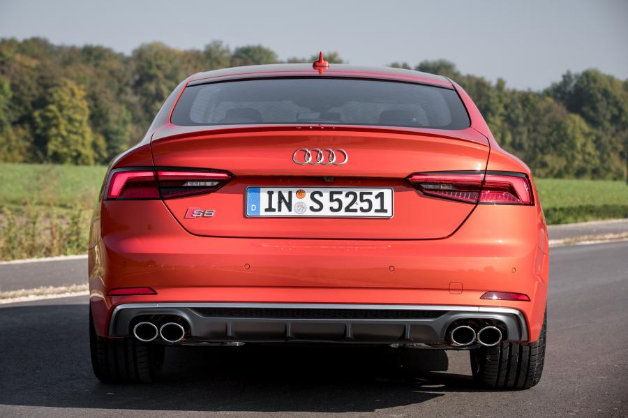  Audi S5 Sportback 2016 года  (WW) (фото 31 из 45)